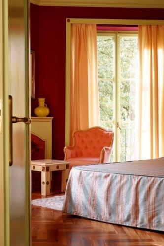 Hotel Torre Marti Sant Julia de Vilatorta Экстерьер фото